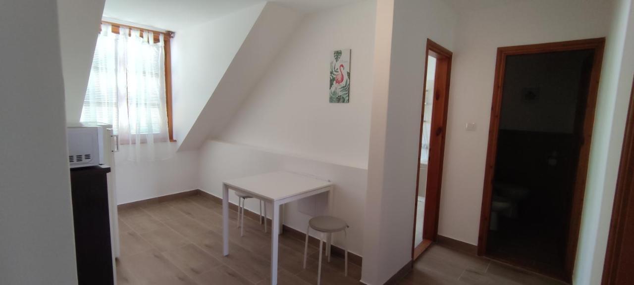 Hella Vendeghaz Hotel Eger Zewnętrze zdjęcie