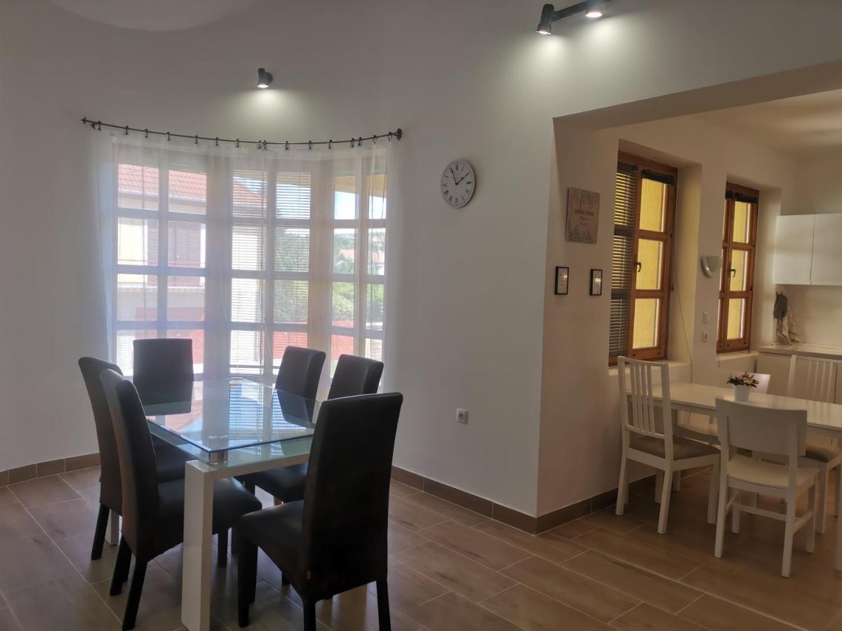 Hella Vendeghaz Hotel Eger Zewnętrze zdjęcie