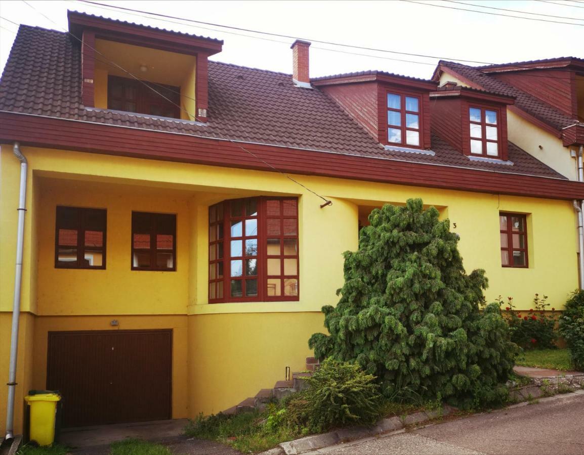 Hella Vendeghaz Hotel Eger Zewnętrze zdjęcie